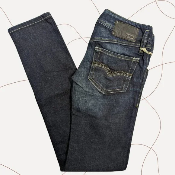 Jean Droit Diesel Matic - Taille W24 - 100% Coton Bleu - Neuf Avec étiquettes - Coupe Régulière Femme
